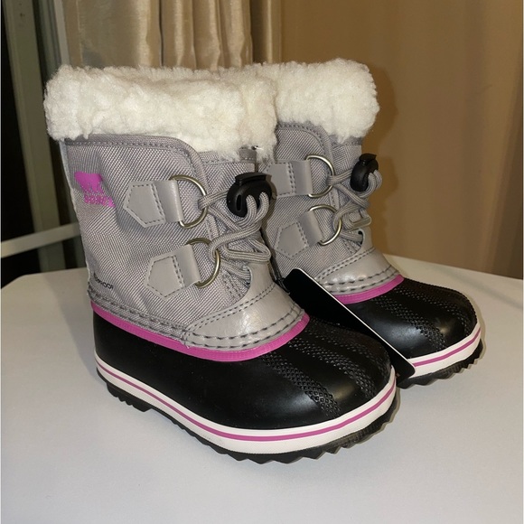 Sorel Yoot Pac Waterproof Toddler Snow Boot in Chrome Blackpink Girls Size 8 NWT - Picture 4 of 11